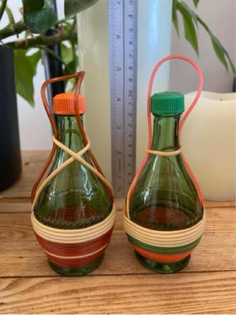 Vintage Italian Green Glass Mini Carafe Salt & Pepper Shakers Woven Wire Wrap